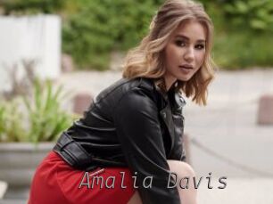 Amalia_Davis