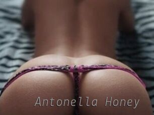 Antonella_Honey