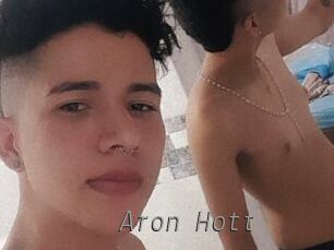 Aron_Hott