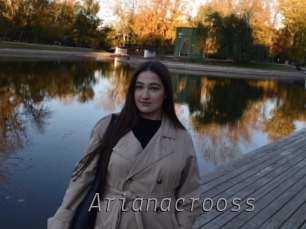 Arianacrooss