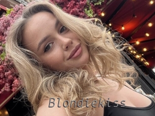 Blondiekiss