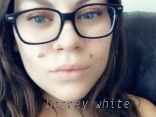 Dazeey_white