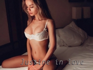 Justine_in_love