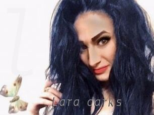 Lara_darks