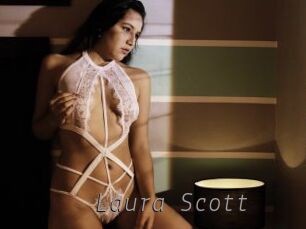 Laura_Scott