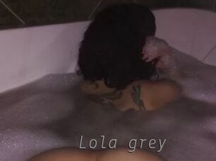 Lola_grey