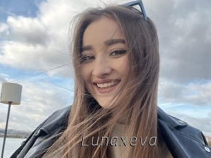 Lunaxeva