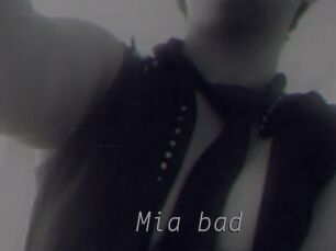 Mia_bad