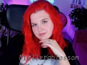 Nielletablossom