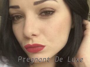 Pregnant_De_Luxe