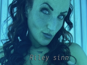 Riley_sinn