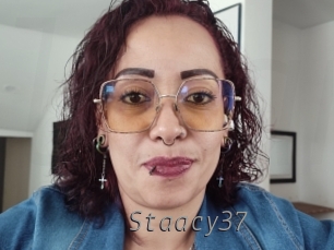 Staacy37